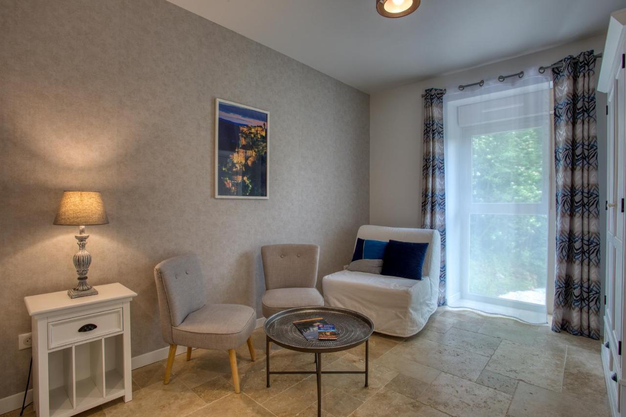 Carlux Domaine Des Pierres Blanches - Chambres D'Hotes מראה חיצוני תמונה